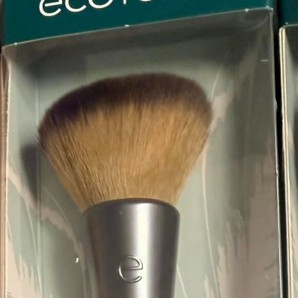 EcoTools Brush/Blender/Cleaner BUNDLE - BRAND NEW 9 brushes/1 blender/1 cleaner - Picture 5 of 8